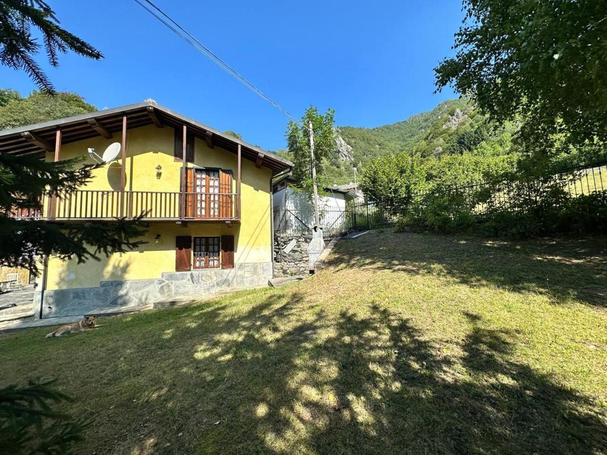 Baita Pressi Gran Paradiso Sparone Esterno foto