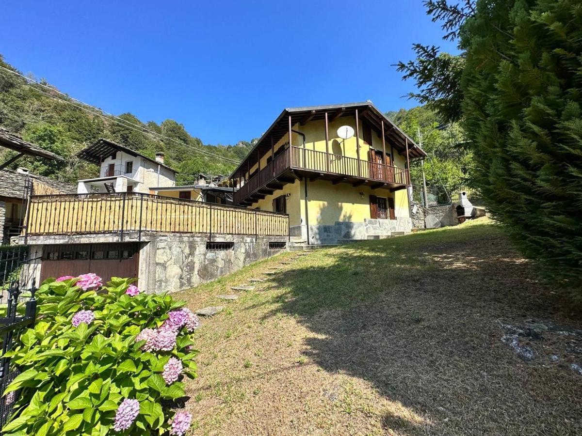 Baita Pressi Gran Paradiso Sparone Esterno foto